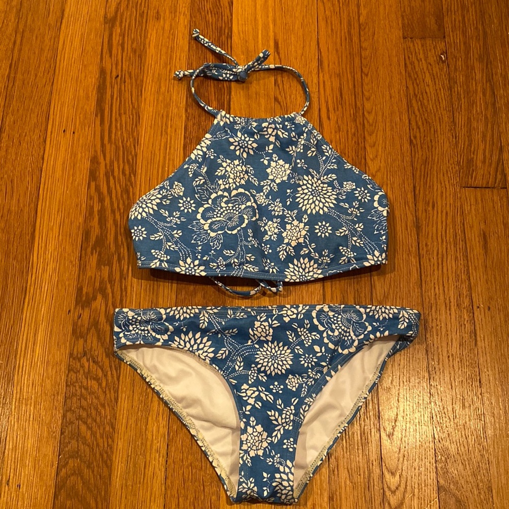 LAST CHANCE leaving poshmark Billabong bikini girls size 10
